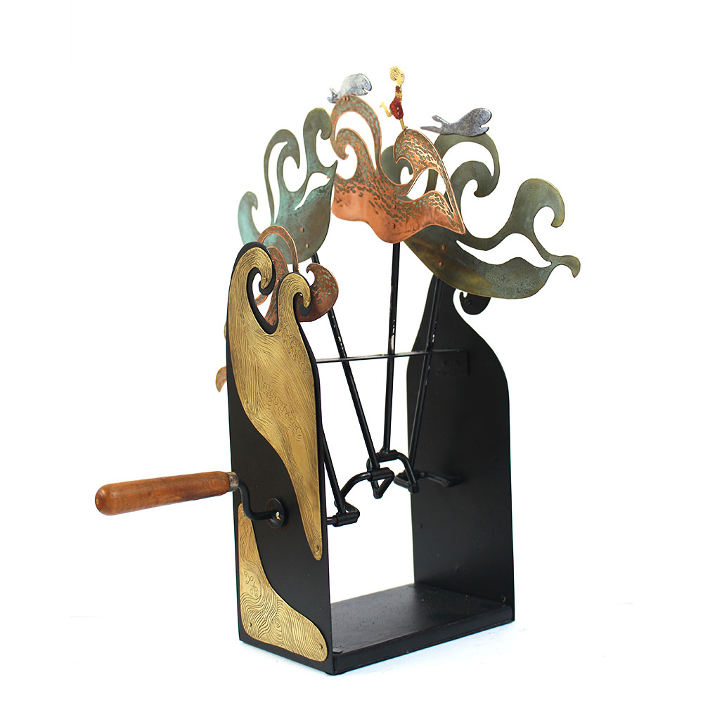 La tempête, Sculpture mécanique en laiton et acier fabriquée par les métalleuses en fusion. La tempête, Sculpture mécanique en laiton et acier fabriquée par les métalleuses en fusion.